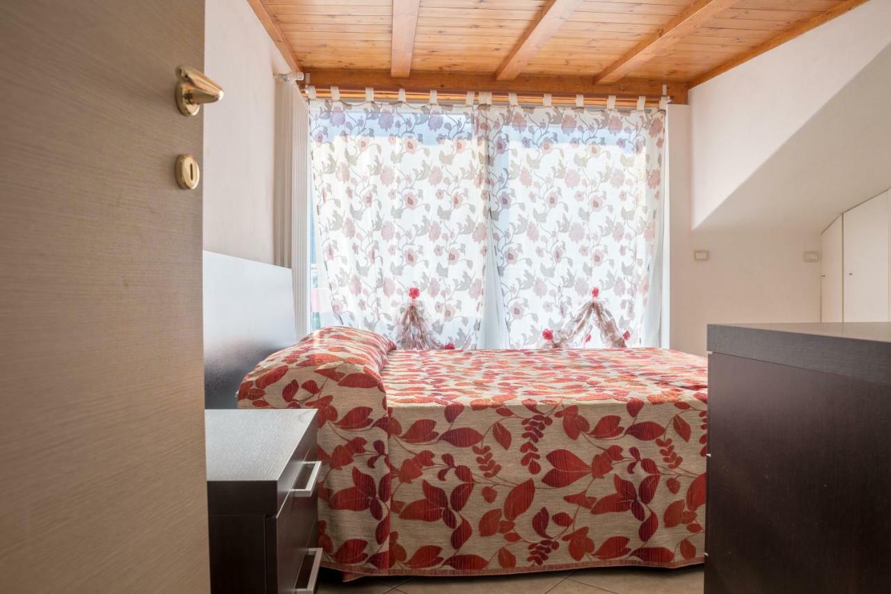 ריבה דל גארדה Linden Apartment מראה חיצוני תמונה