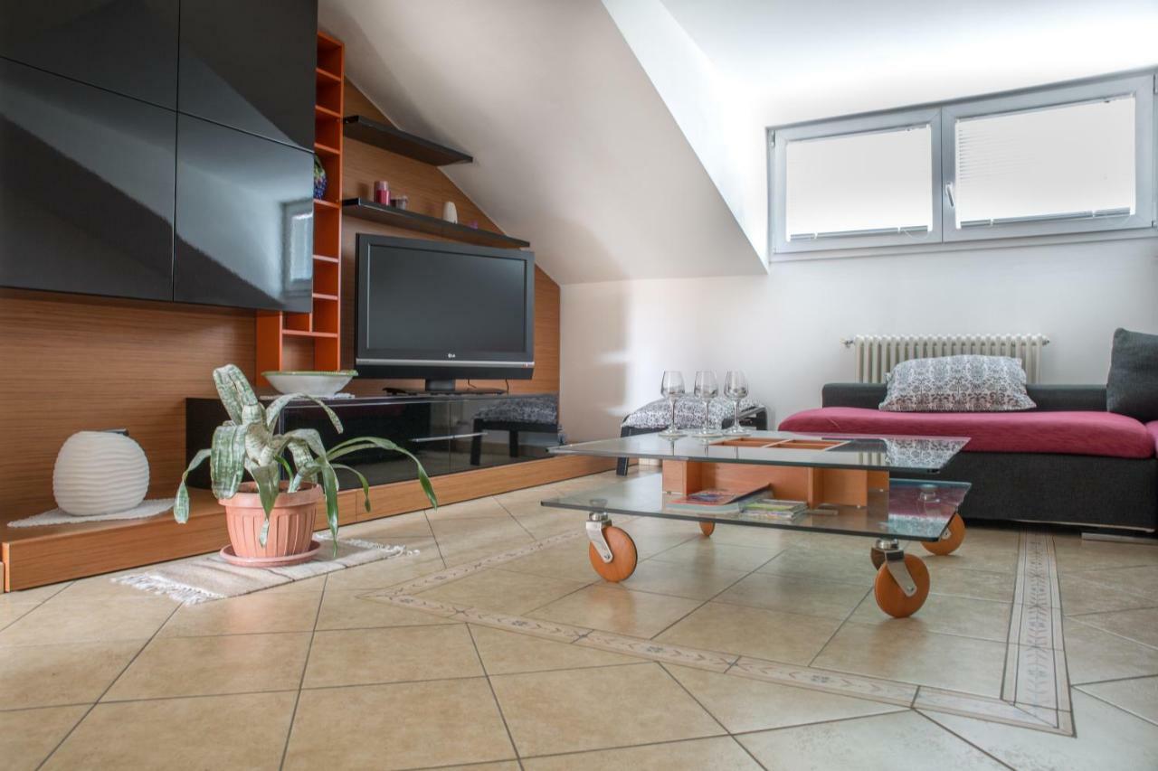ריבה דל גארדה Linden Apartment מראה חיצוני תמונה
